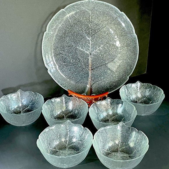 Arcoroc France Dining Arcoroc France Bowl Set Aspen Leaf Clear Glass Platter 6 Small Bowls Poshmark